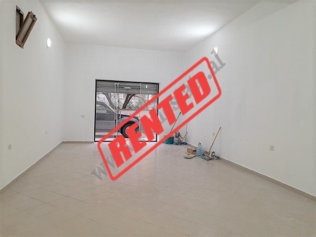 Store for rent in Komuna Parisit area, in Tirane, Albania